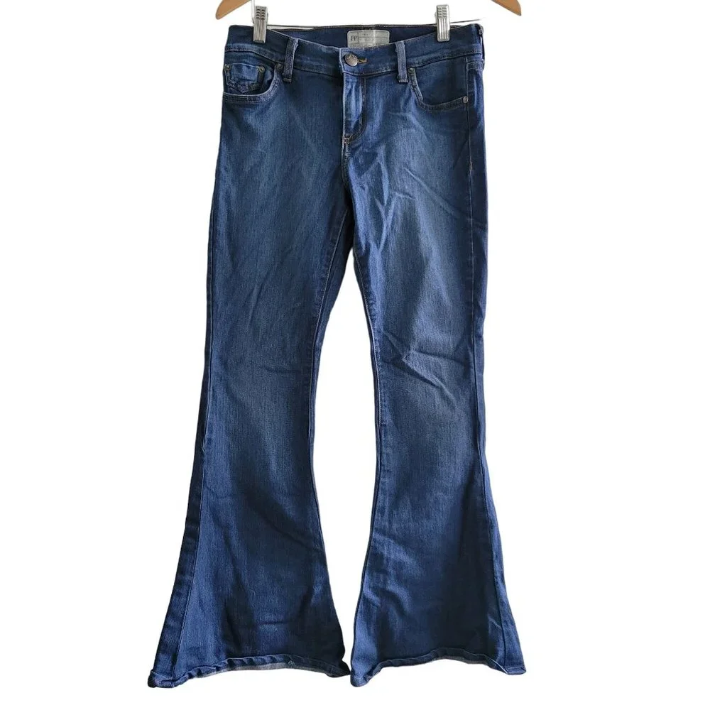 Free People blue jeans wide flare bottom hippie Size 29